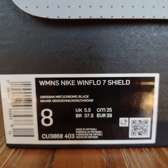 Nike Women's Winflo 7 Shield Running Shoes Size 8 - Picture 2 of 9